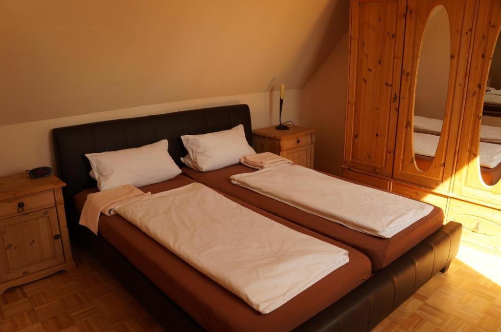 Nibelungen - Ferienwohnungen - Worms - Apartments Exterior photo